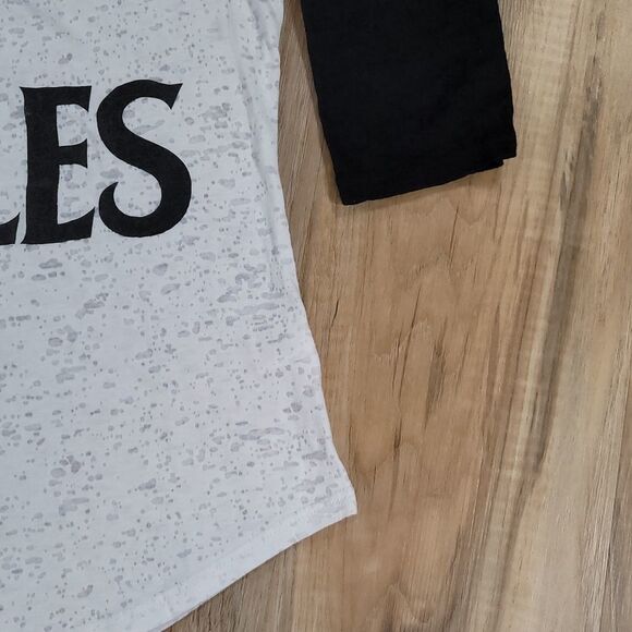 🔹️I ❤ Beatles White w/Black Burnout Baseball Sleeve Top Large - Picture 6 of 8